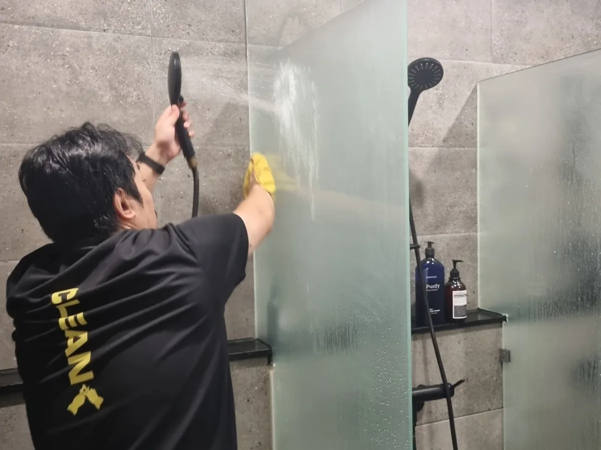 동구 사복동 건물 세면대·파우더룸 바닥 위생청소 사례 - 행진크린